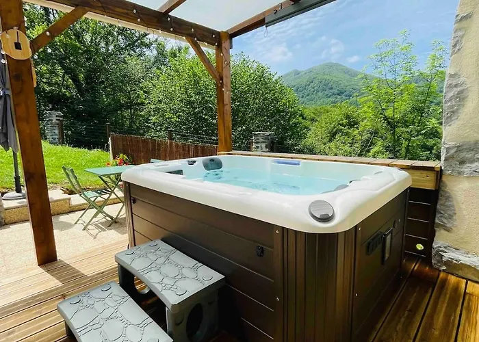 Au Pied De La Montagne, Joli Petit Cocon Avec Appartamento